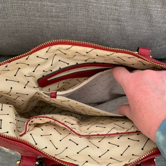 Beautiful brick red bag. - Picture 8 of 15